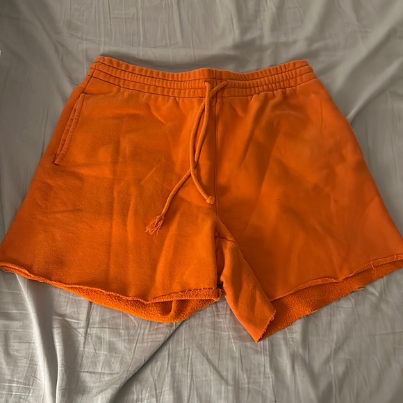 Orange TNA sweat shorts - Picture 1 of 1